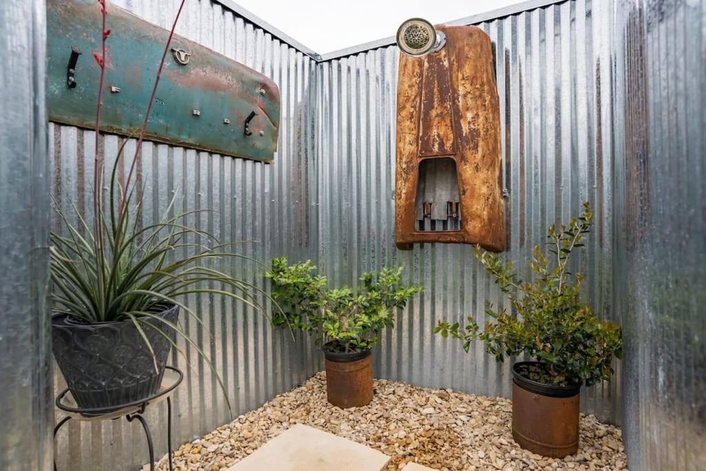 Silo House At Laughing Llama Farm Troy Extérieur photo